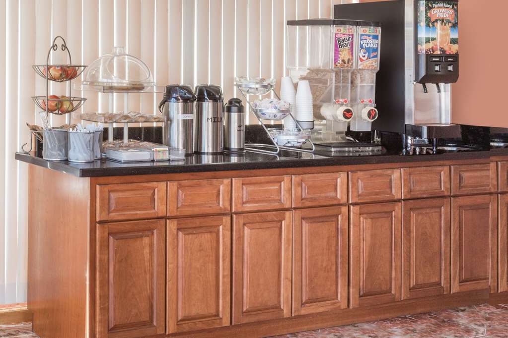 Travelodge By Wyndham Mesa Facilities photo